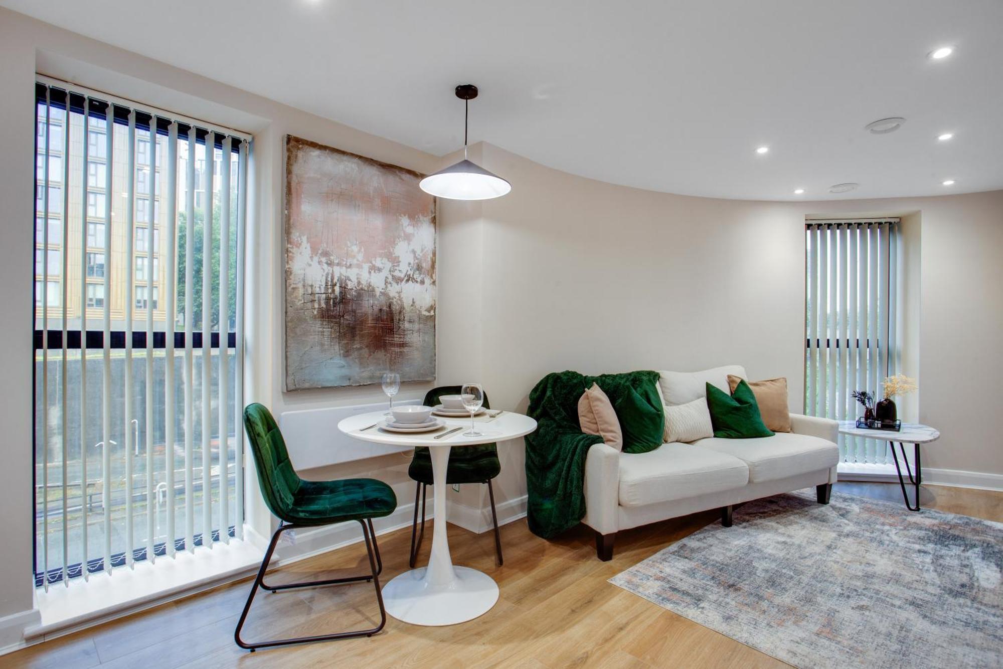 Apartamento Modern City Center Oasis With Lush Green Decor Ideal For Business Or Leisure Leeds  Exterior foto